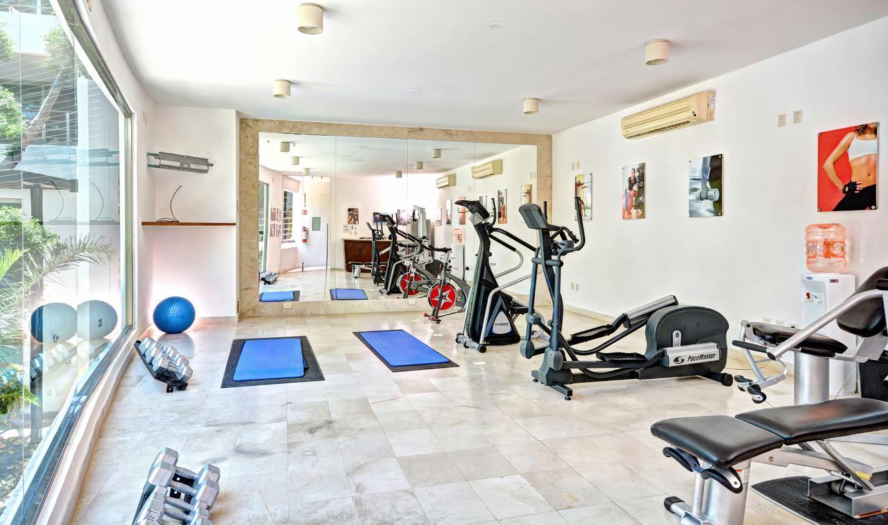 Luxurious & Central Condo In Playa Steps From The Beach Playa del Carmen Exterior photo